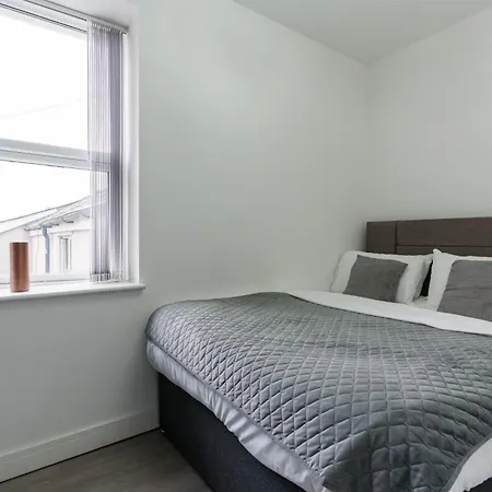 Nottage House Premier Apartments Cardiff Room photo