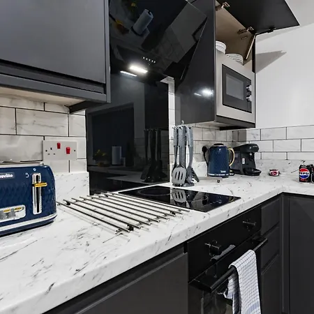 Nottage House Premier Apartments Cardiff Room photo